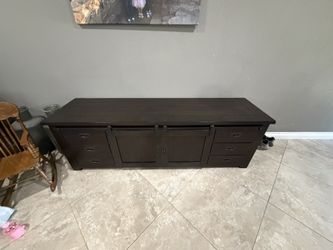 Tv stand