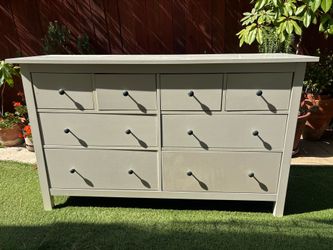 IKEA Hemnes 8 drawer dresser white