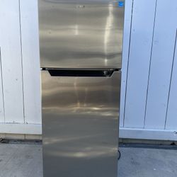 Danby Compact Fridge And Freezer