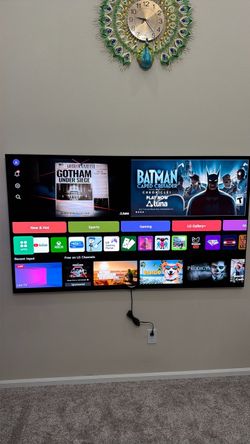 Almost new LG OLED G4 77” TV for sale