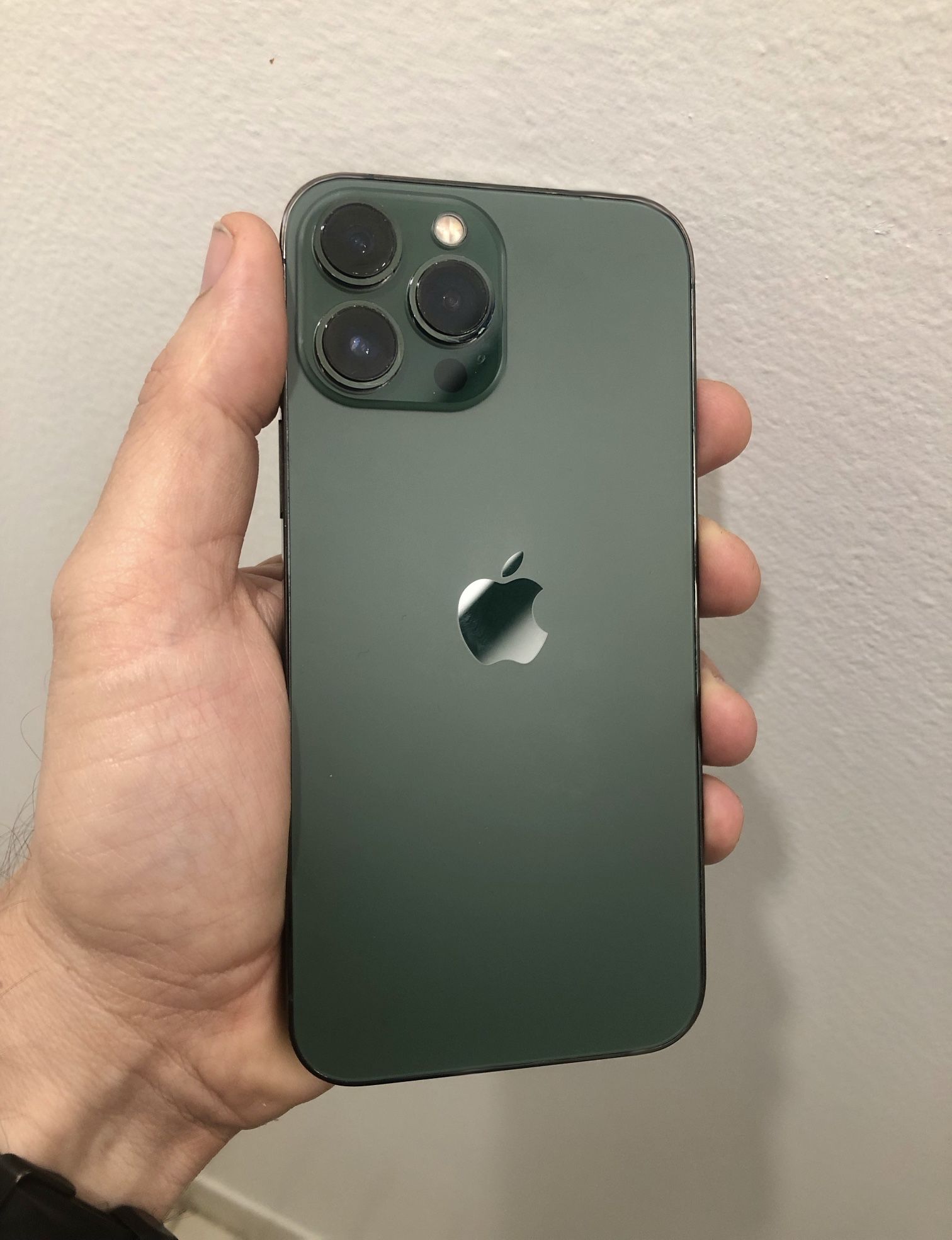 FIRM PRICE - iPhone 13 Pro Max 128gb Alpine Green Factory Unlocked