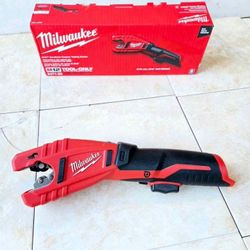 Milwaukee 12V Copper Tubbing Pipe Cutter