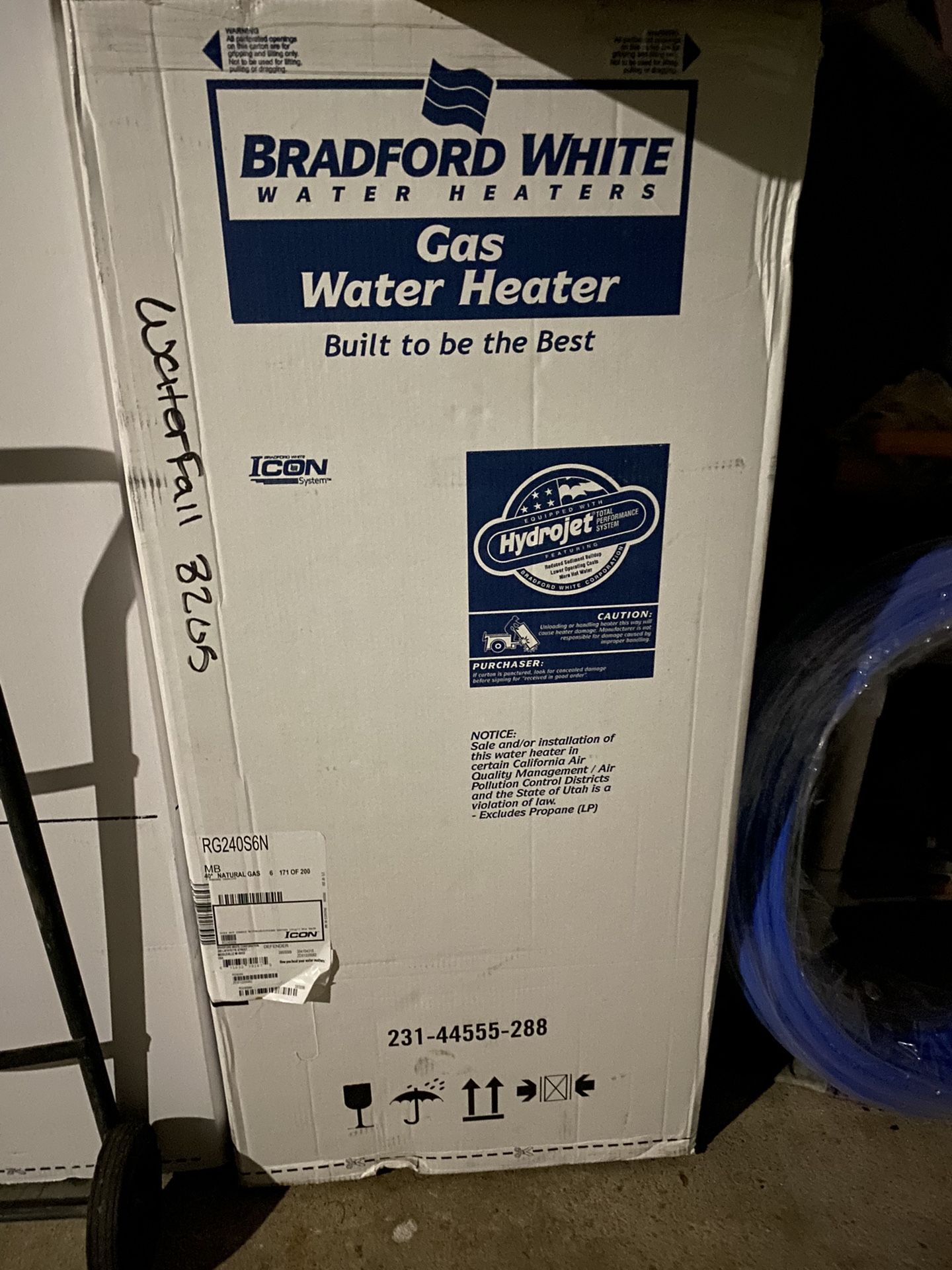 40 Gallon Tall Bradford White Waterheater 