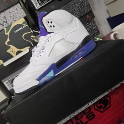 Sneakers 👟 Size 8.5