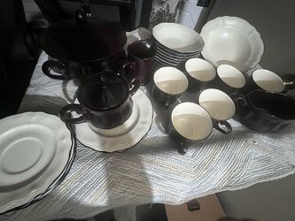 Plates/ bowls/ oven dishes