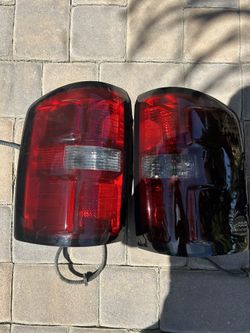 2014 GMC sierra Tail Lights