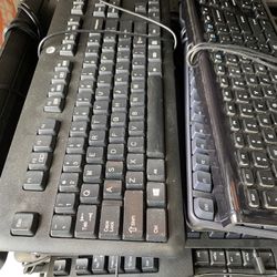 Lot Of 20 Keyboards
