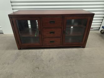 Hooker furniture tv stand entertainment center