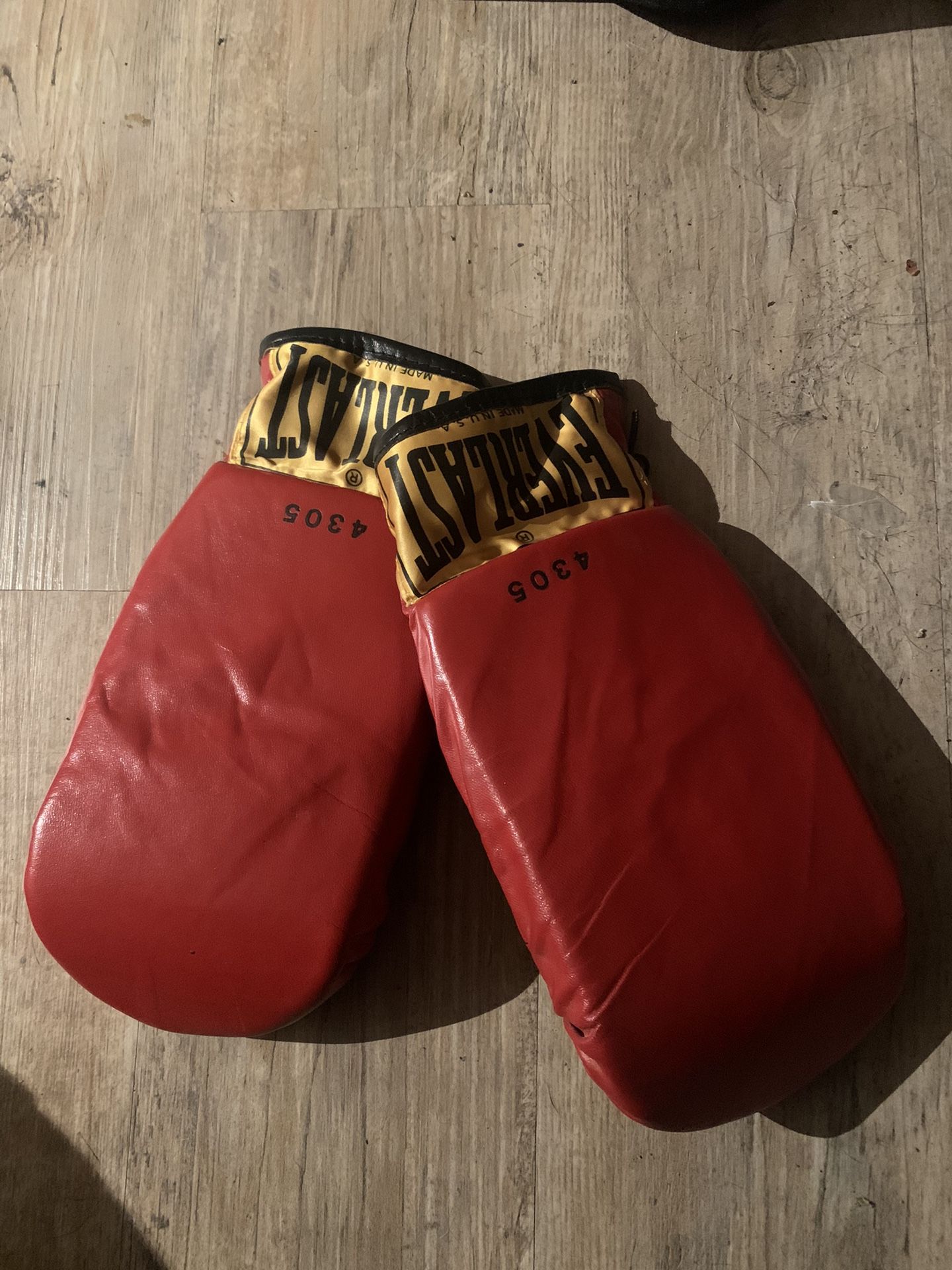 Vintage Everlast 4305 speed bag lace-less gloves