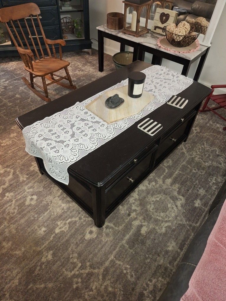 Coffee table & End tables