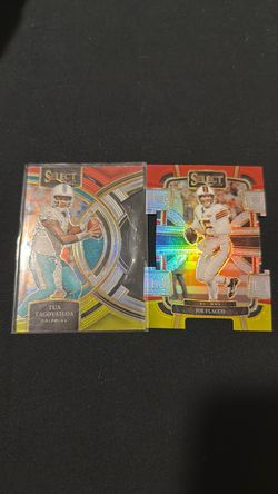 Panini Select NFL Football Cards Lot of 2