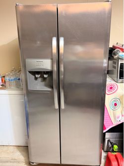 Frigidaire Refrigerator Stainless