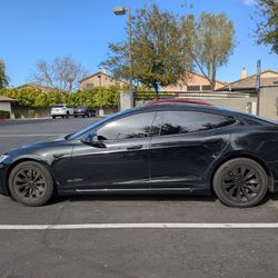 2017 Tesla Model S