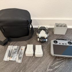 DJI Mini 4 Pro drone - fly more combo