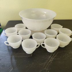 ANCHOR HOCKING SANDWICH MILK GLASS PUNCH SET