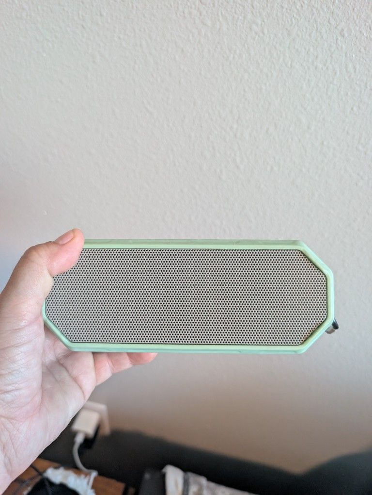 Speaker Bluetooth