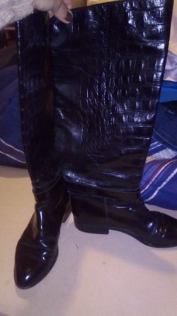 Charles David size 8 alligator skin boots black made in Italy