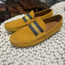 Gucci Yellow Loafer size 6.5 