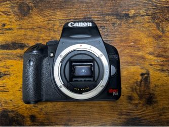 Canon EOS Rebel t1i 500d