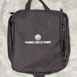 The Grand Circle Travel Toiletry Bag & Organizer (BLACK)