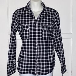 Love tree happens white checkered plaid button down flannel shirt top women juniors small new A008