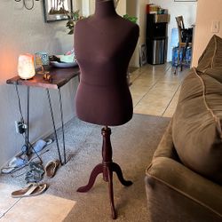 Female mannequin