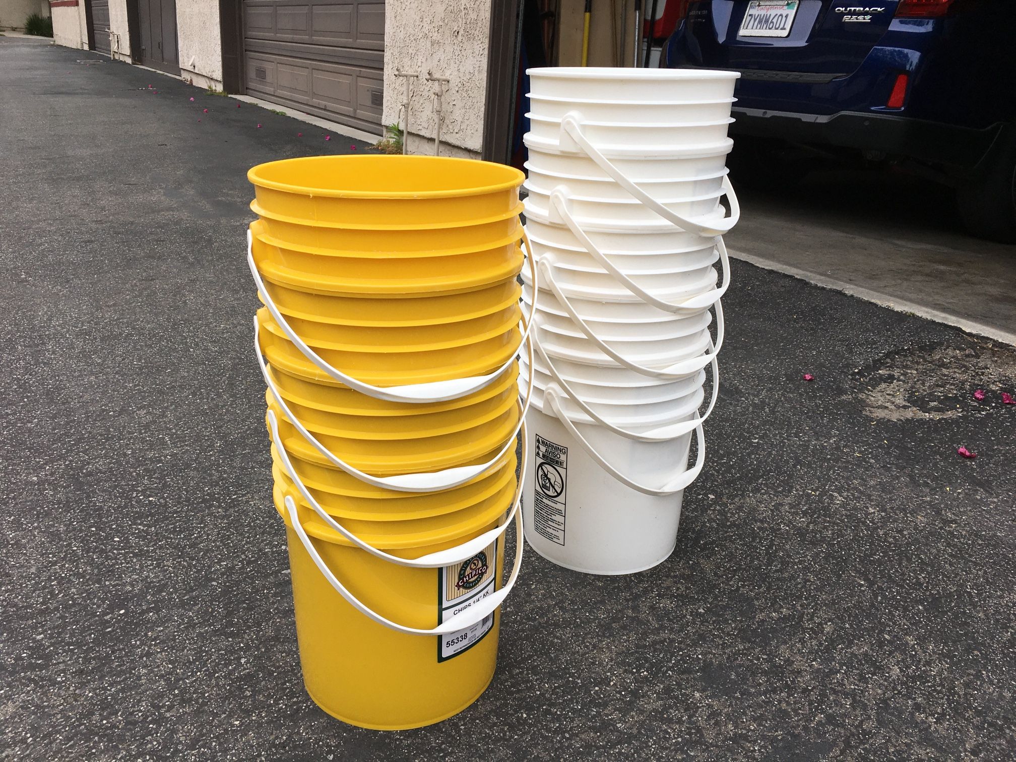 5 GALLON BUCKETS