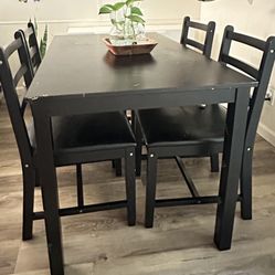 Dining Table With 4 Chairs 