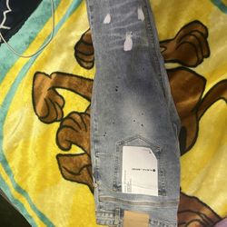 Purple jeans size 34 