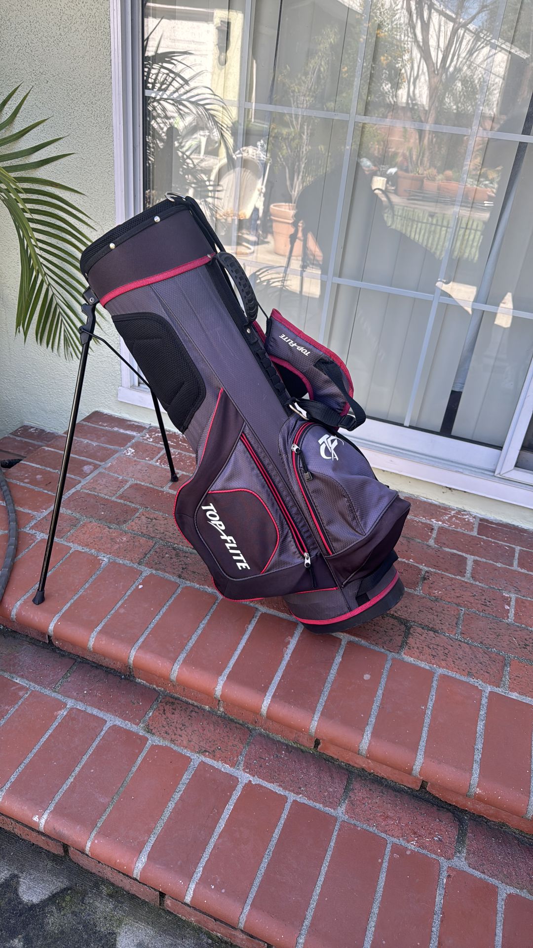 Golf bag, by top Flite