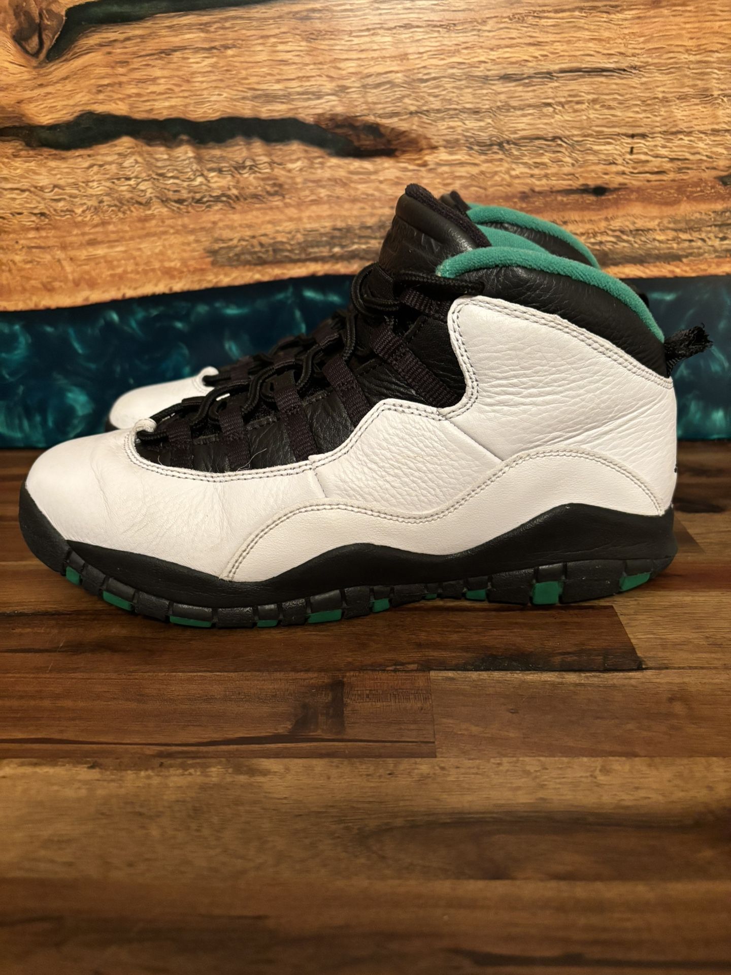 Air Jordan Retro 10 Seattle