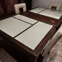 Dinning Table 