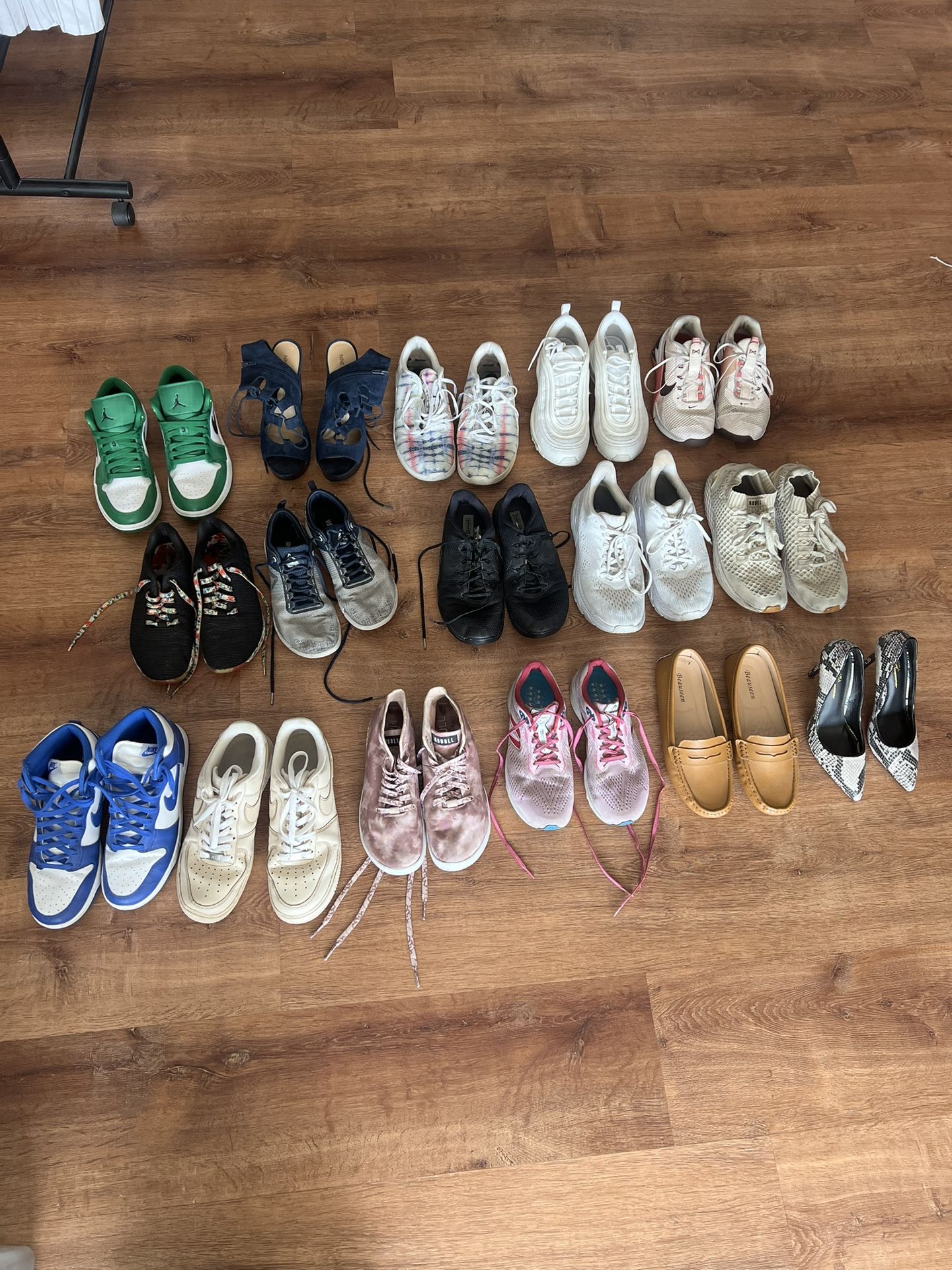 Tons Of Shoes