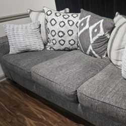Rooms To Go Sofa