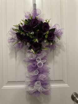 Cross Mesh Wreath