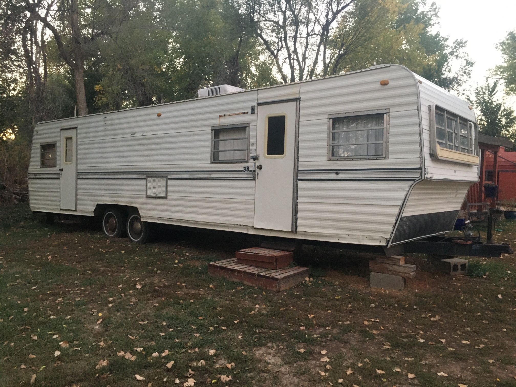 40Ft Camper In Excellent Condition For The Year  