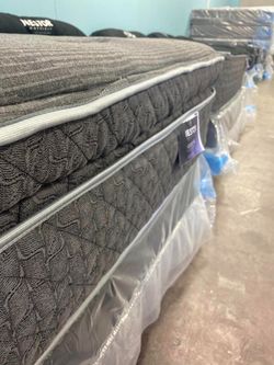 🚚🛌 MOVING OUT NEW MATTRESSES – ALL SIZES MUST GO! 🌟 King, Queen, Full, Twin XL – Take Home Today for Just $15 Down! 💥
