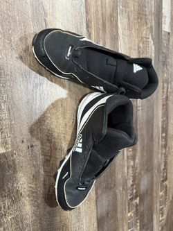 Boys Adidas Baseball Cleats, Size 5.5