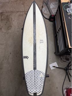 Surfboard Hayden shapes Holy Grail 5’8”