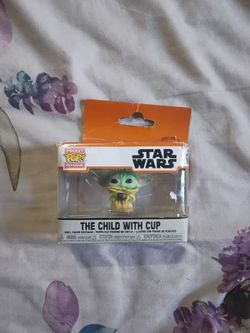 Funko Pocket Pop Star Wars The Child With Cup Keychain