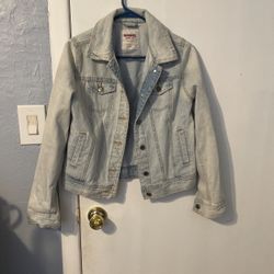 Mossimo white washed jean jacket. 