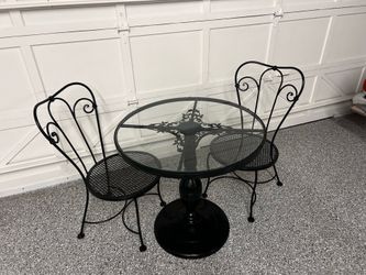Black Metal Bistro Set – Glass Top Table & 2 Matching Chairs