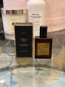 CYKLAR  Vanilla Verve Roll-On Perfume Oil with Ambrette 🤎