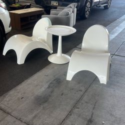 Outdoor Patio Furniture White Plastic Or Acrylic 