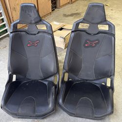Can-am Maverick X3 seats