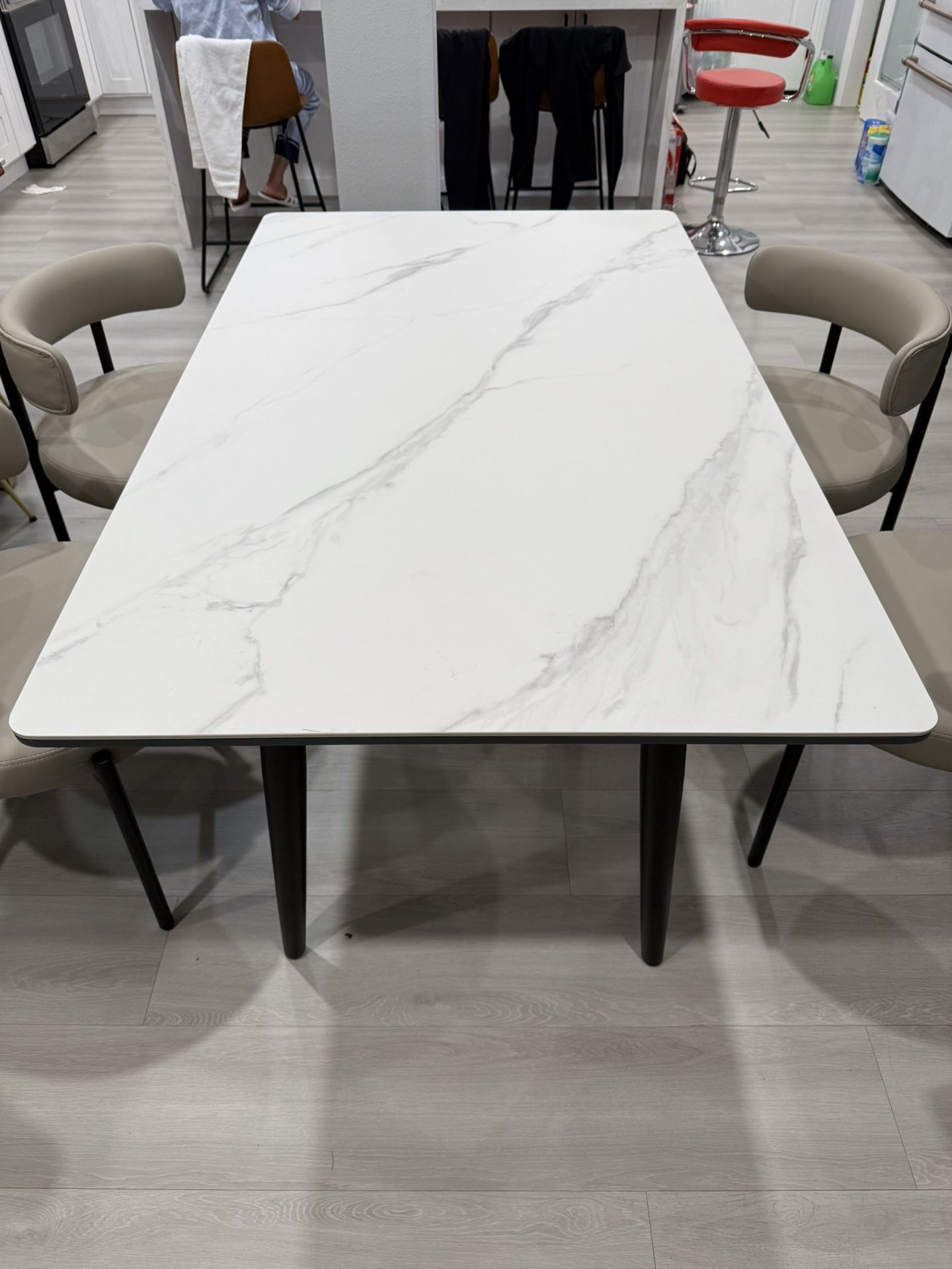 Quartz Dining Table For 4 and Chairs