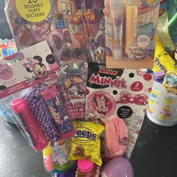 Minnie Mouse Easter Basket