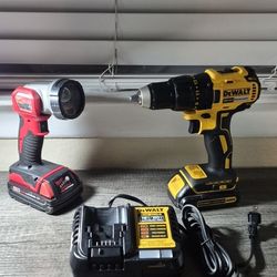 Dewalt 20v Drill With Battery And Charger 