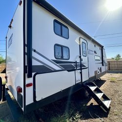 2022 Coleman 2455BH