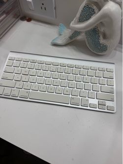 Apple keyboard